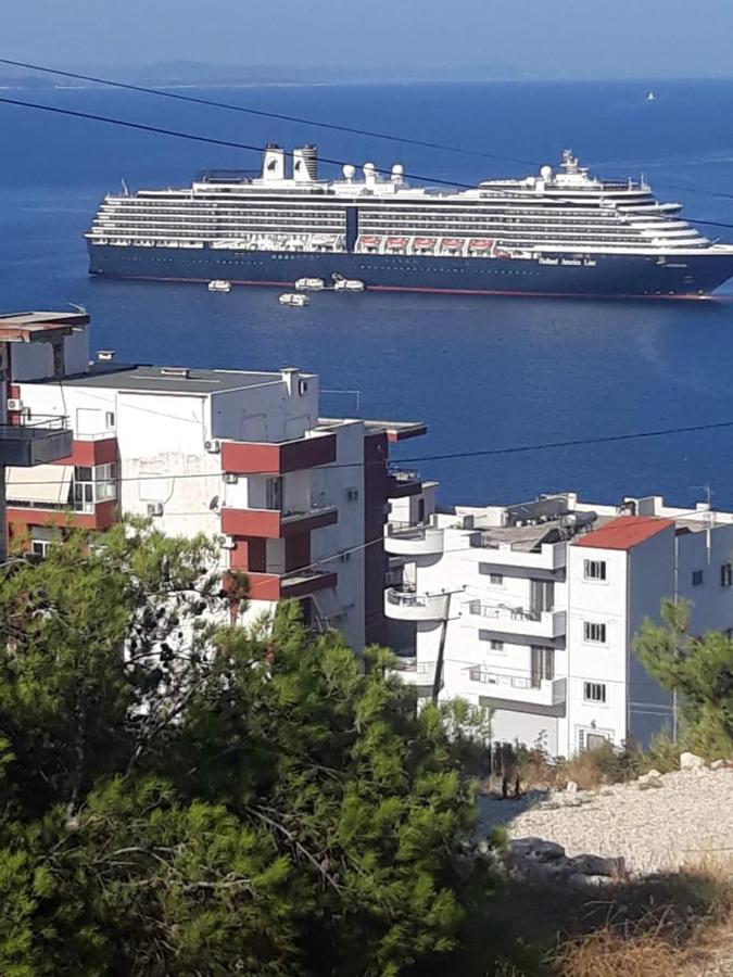 Luxury Dennis Home Sarandë Exteriör bild