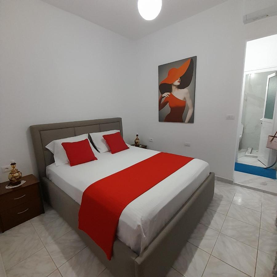 Luxury Dennis Home Sarandë Exteriör bild