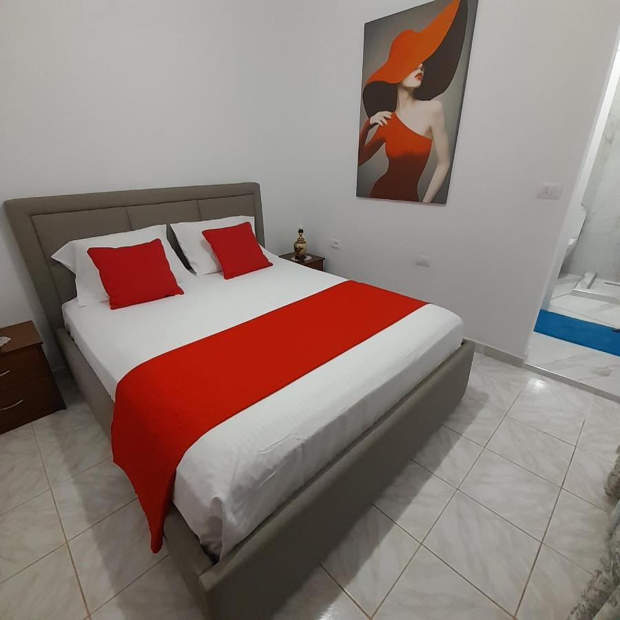 Luxury Dennis Home Sarandë Exteriör bild