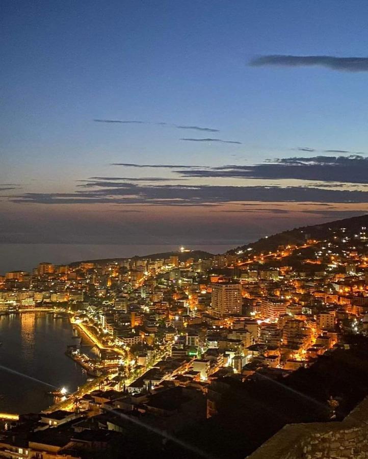 Luxury Dennis Home Sarandë Exteriör bild